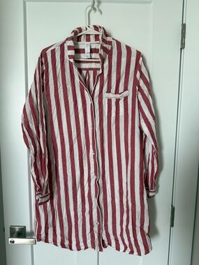 stars above Red and White Striped Button-Front Shirt Sleep Dress